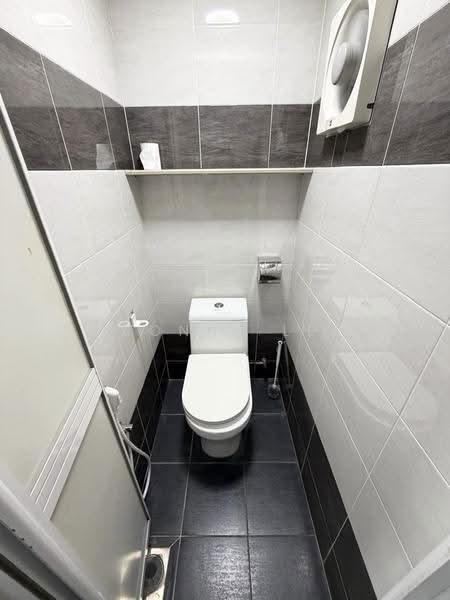 1-storey Terraced House for Rent in Taman Bagan (Butterworth) - Yvonne Lee - Bathroom - PropertyGuru.com.my