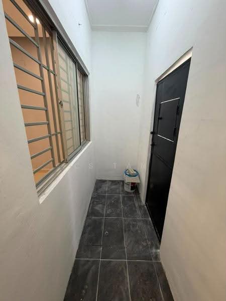 1-storey Terraced House for Sale in Skudai (Johor) - CS Tan - Corridor - PropertyGuru.com.my