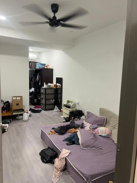 2-storey Terraced House for Rent in Pjs 5 (Petaling Jaya) - Kenix Lee - Bedroom - PropertyGuru.com.my