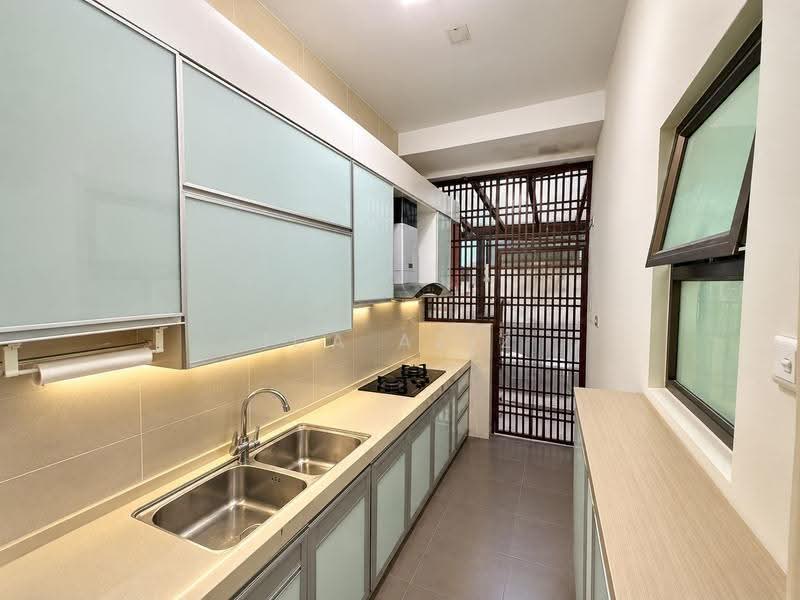 Cluster House for Sale in Horizon Hills (Iskandar Puteri (Nusajaya)) - Ida Aziz - Kitchen - PropertyGuru.com.my