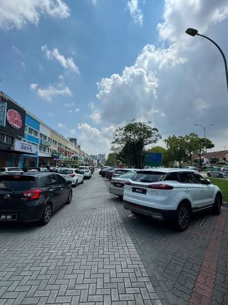 Shop for Rent in Taman Mount Austin (Tebrau) - Daniel Yong - Exterior - PropertyGuru.com.my