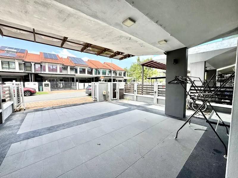 Rumah Teres 2-Tingkat untuk Dijual di Alam Sari (Bangi) - Fazri . - PropertyGuru.com.my
