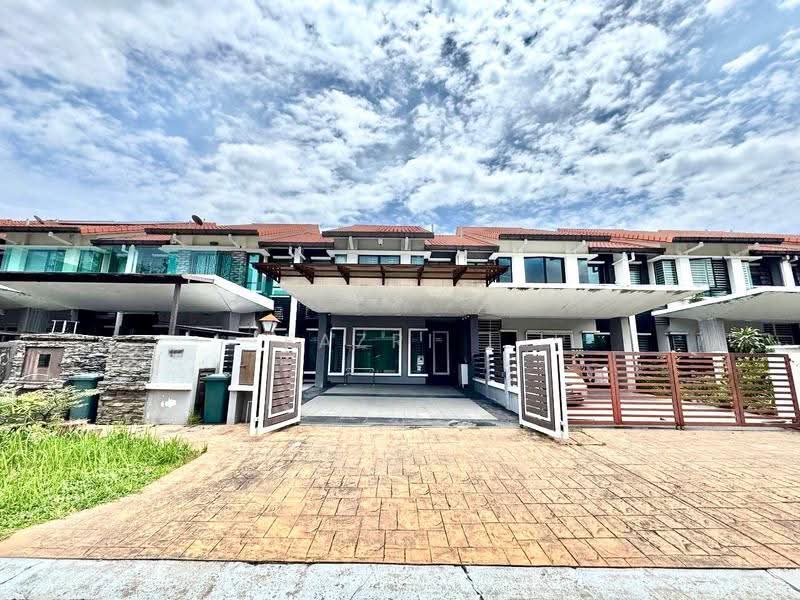 Rumah Teres 2-Tingkat untuk Dijual di Alam Sari (Bangi) - Fazri . - PropertyGuru.com.my