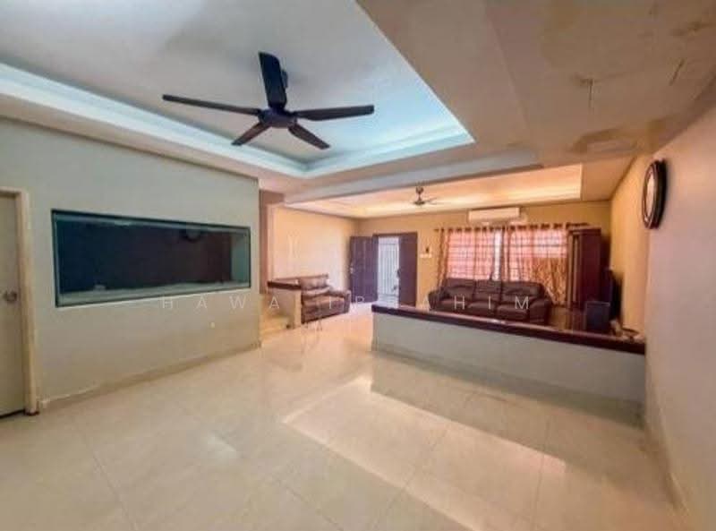 2-storey Terraced House for Sale in Prima Saujana (Kajang) - Hawa Ibrahim - Living Room - PropertyGuru.com.my