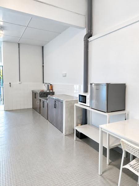 1-storey Terraced House for Rent in Sea Park (Petaling Jaya) - Johnny Tan - Kitchen - PropertyGuru.com.my