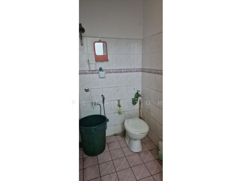 2-storey Terraced House for Sale in Taman Seri Bahagia (Cheras) - Penny Loh - Bathroom - PropertyGuru.com.my