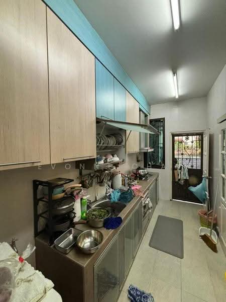 Cluster House for Sale in Austin Heights (Tebrau) - Evonne Chan - Kitchen - PropertyGuru.com.my