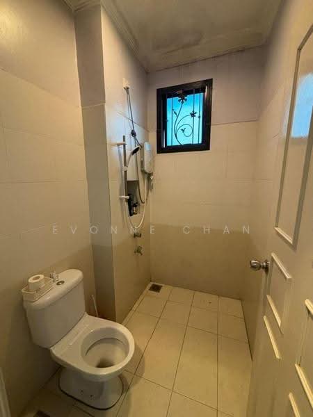 Cluster House for Sale in Austin Heights (Tebrau) - Evonne Chan - Bathroom - PropertyGuru.com.my