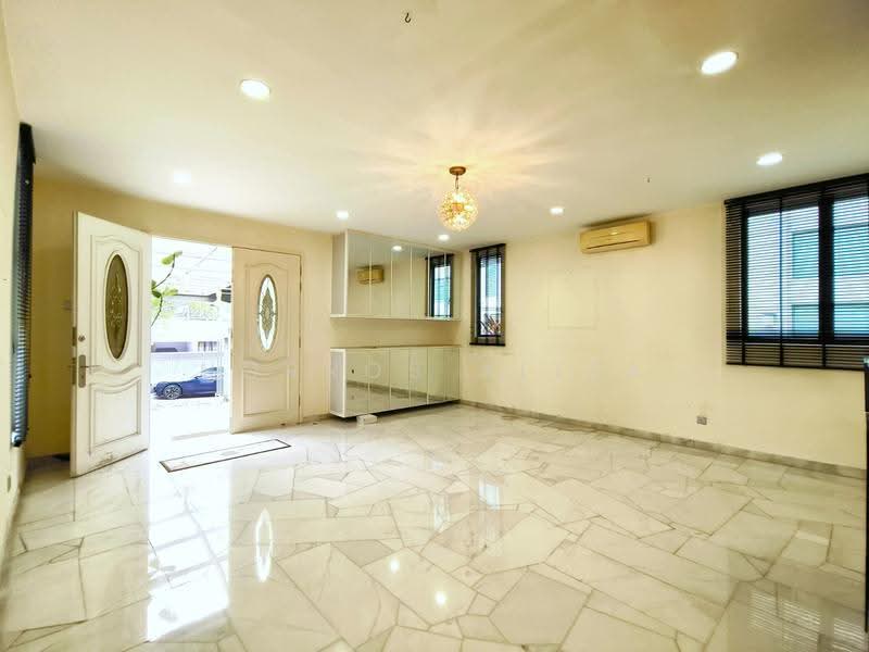 Bungalow House for Sale in Damansara Heights (Kuala Lumpur) - Norros Aliza - Living Room - PropertyGuru.com.my