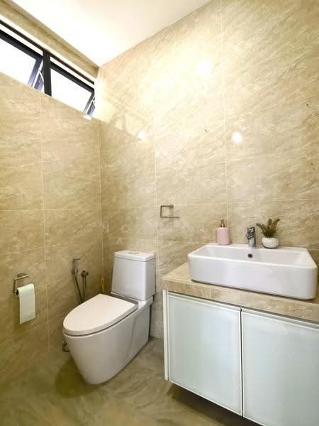 Bungalow House for Sale in Damansara Heights (Kuala Lumpur) - Norros Aliza - Bathroom - PropertyGuru.com.my