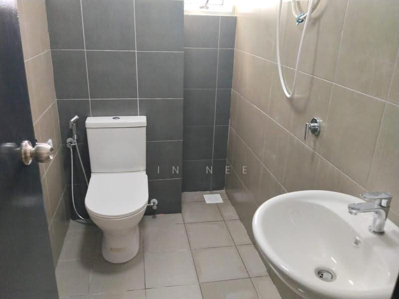 Apartment for Rent at Residensi Akasia Jubilee - Xin Nee - Bathroom - PropertyGuru.com.my