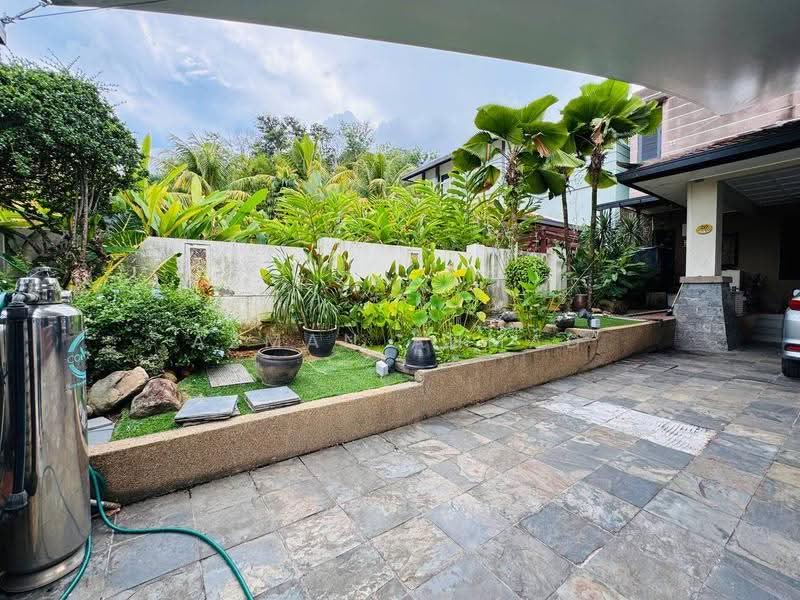 Semi-Detached House for Sale in Subang Bestari (Shah Alam) - Azman Ahmad - Exterior - PropertyGuru.com.my