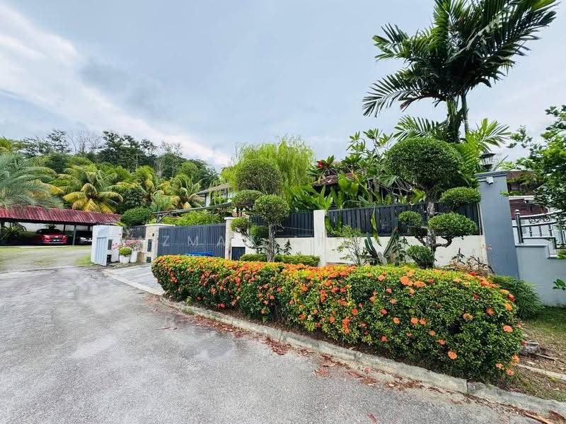 Semi-Detached House for Sale in Subang Bestari (Shah Alam) - Azman Ahmad - Exterior - PropertyGuru.com.my
