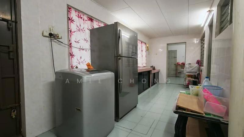 Rumah Teres 2-Tingkat untuk Dijual di Taman Cempaka (Ipoh) - Amie Chong - Kitchen - PropertyGuru.com.my