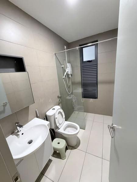 Service Residence for Sale at The Era @ Duta North - Hao Pua - Bathroom - PropertyGuru.com.my