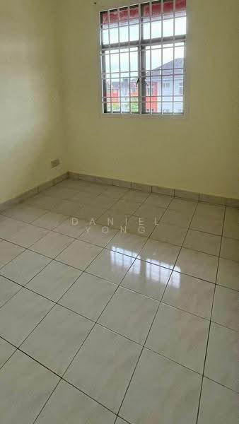 Pangsapuri untuk Dijual di Sri Putra Apartment - Daniel Yong - Interior - PropertyGuru.com.my