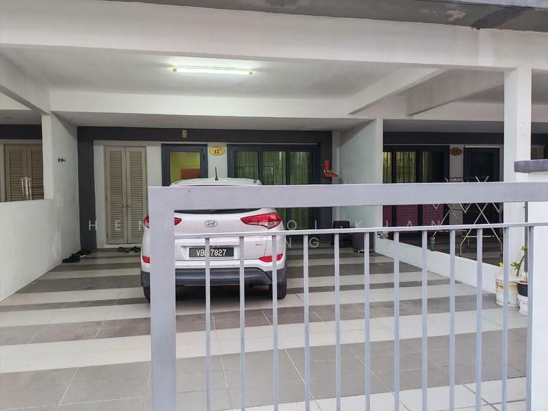 Rumah Teres untuk Dijual di Taman Semenyih Mewah (Semenyih) - Henry Kooi Kuan Xiang - Exterior - PropertyGuru.com.my