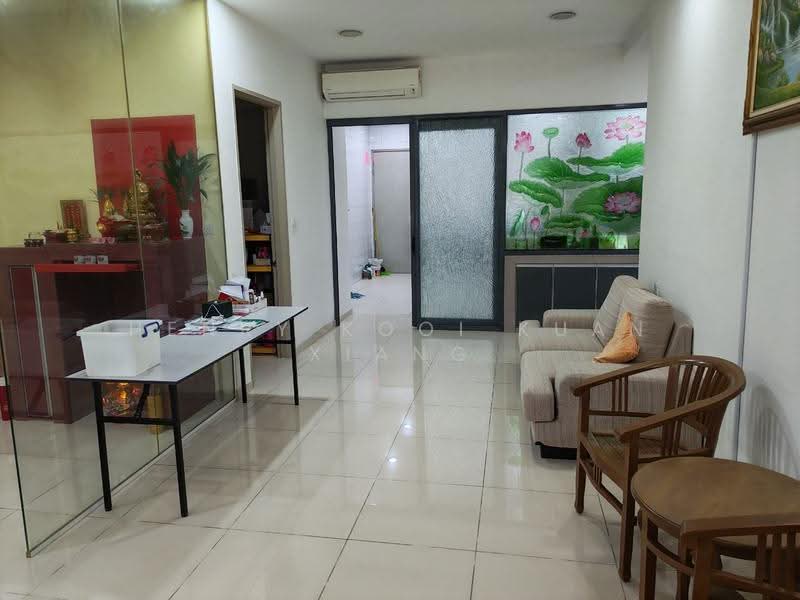 Rumah Teres untuk Dijual di Taman Semenyih Mewah (Semenyih) - Henry Kooi Kuan Xiang - Living Room - PropertyGuru.com.my