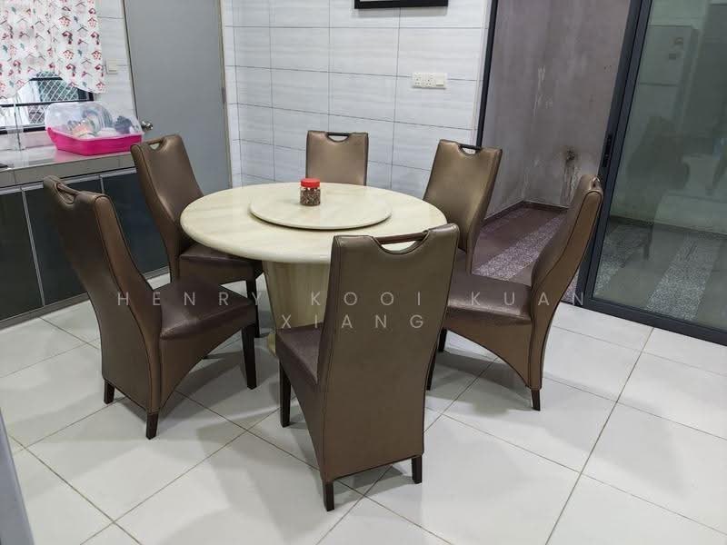 Rumah Teres untuk Dijual di Taman Semenyih Mewah (Semenyih) - Henry Kooi Kuan Xiang - Dining Room - PropertyGuru.com.my