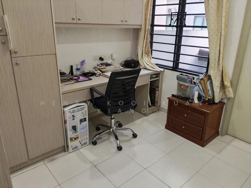 Rumah Teres untuk Dijual di Taman Semenyih Mewah (Semenyih) - Henry Kooi Kuan Xiang - Study - PropertyGuru.com.my