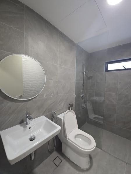 Kediaman Servis untuk Disewa di Quinn Residence - Jeff Ooi - Bathroom - PropertyGuru.com.my