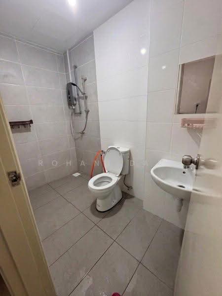 Condominium for Rent at Topaz Residence - Rohani Daud - Bathroom - PropertyGuru.com.my