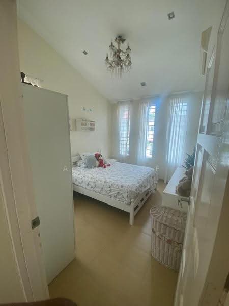 Rumah Teres untuk Dijual di Island Glades (Jelutong) - Anne Lee - Bedroom - PropertyGuru.com.my