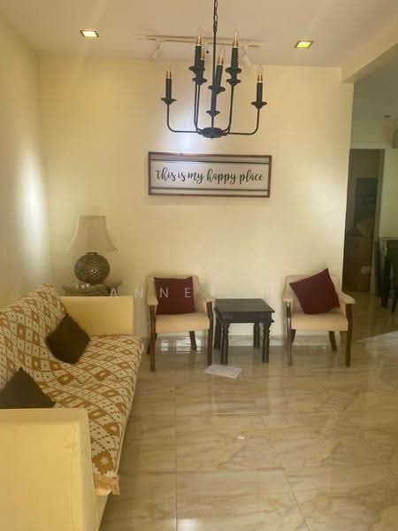 Rumah Teres untuk Dijual di Island Glades (Jelutong) - Anne Lee - Living Room - PropertyGuru.com.my