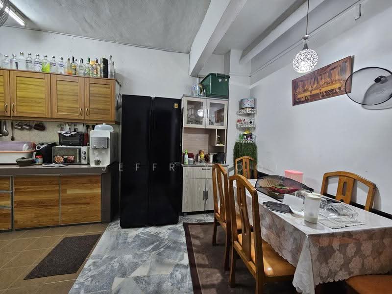 1.5-storey Terraced House for Rent in Pandan Indah (Ampang) - Jeffrey Ooi - Kitchen - PropertyGuru.com.my