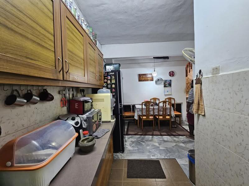 1.5-storey Terraced House for Rent in Pandan Indah (Ampang) - Jeffrey Ooi - Kitchen - PropertyGuru.com.my