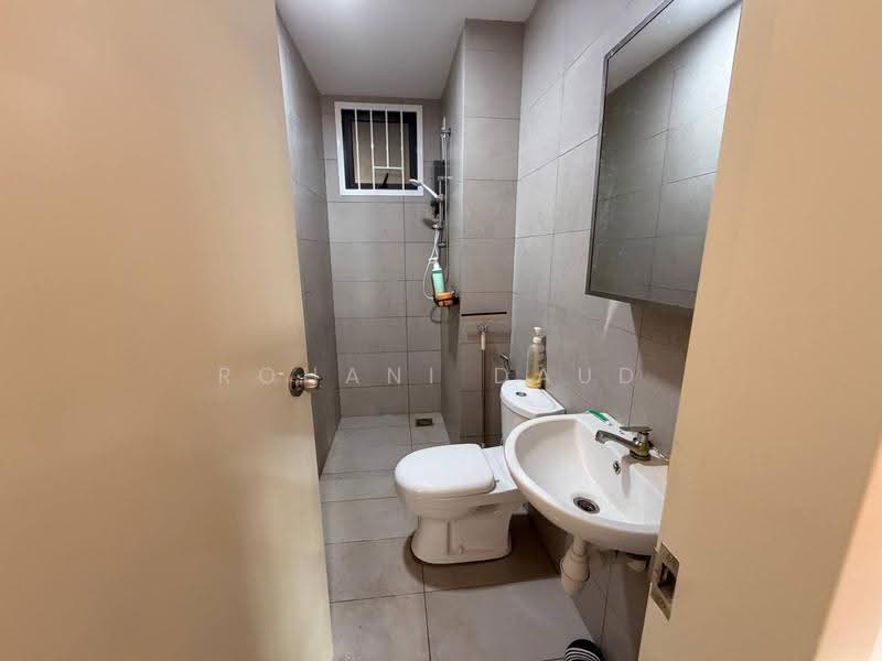 Service Residence for Sale at 168 Park Residensi Selayang - Rohani Daud - Bathroom - PropertyGuru.com.my
