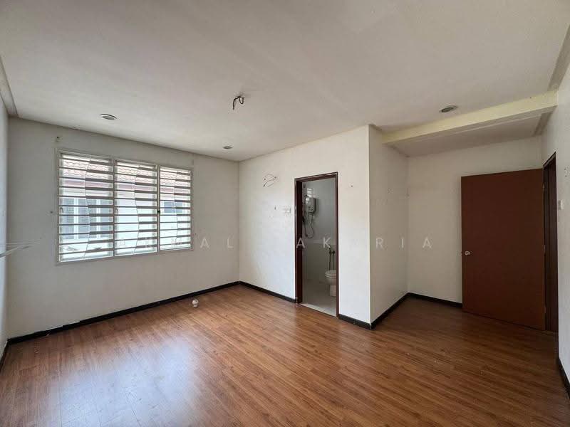 Semi-Detached House for Sale in Bangi (Selangor) - Akmal Zakaria - PropertyGuru.com.my