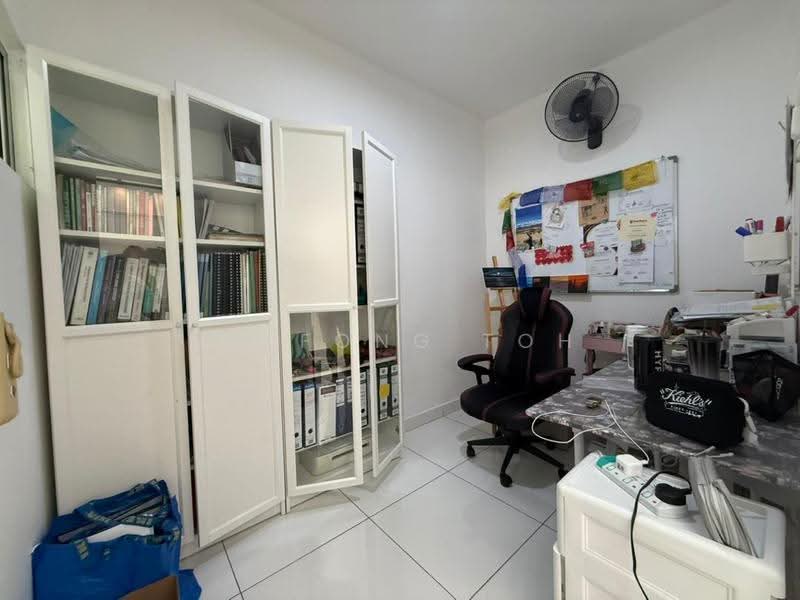 2-storey Terraced House for Sale in Taman Bestari Indah (Ulu Tiram) - Ee Fong Toh - Study - PropertyGuru.com.my