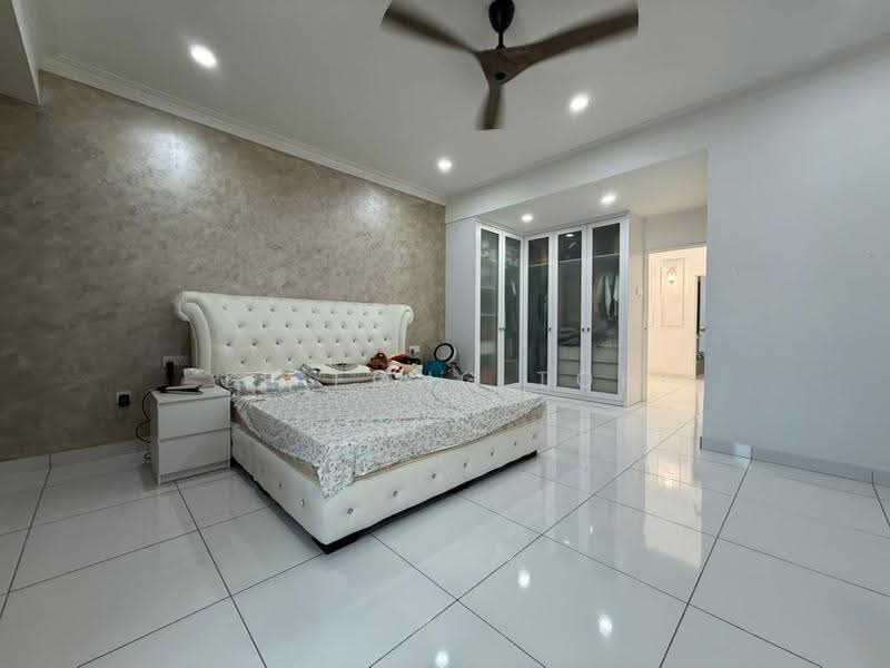 2-storey Terraced House for Sale in Taman Bestari Indah (Ulu Tiram) - Ee Fong Toh - Bedroom - PropertyGuru.com.my