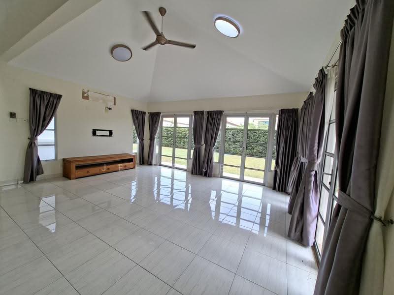 Bungalow House for Sale in Seremban (Negeri Sembilan) - Jeevs Jeeva - Living Room - PropertyGuru.com.my