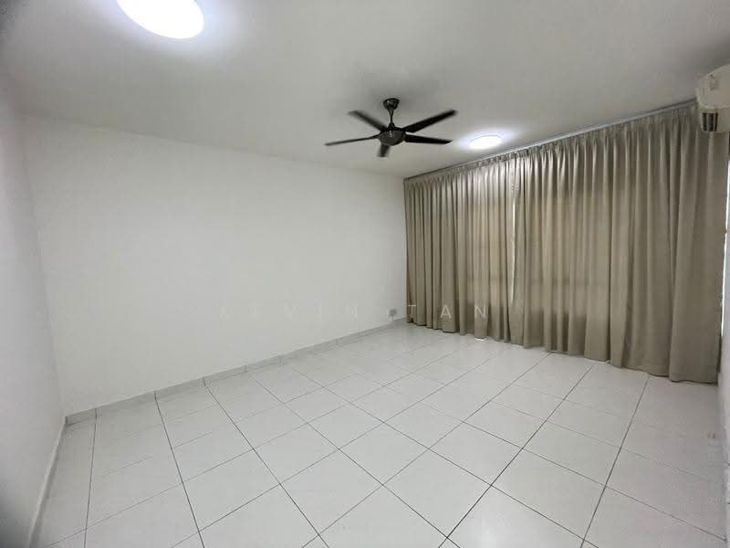 2-storey Terraced House for Rent in Lakeside Residences (Puchong) - Kevin Tan - Living Room - PropertyGuru.com.my