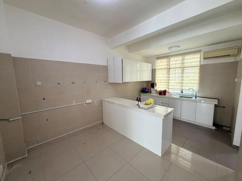 2-storey Terraced House for Rent in Lakeside Residences (Puchong) - Kevin Tan - Kitchen - PropertyGuru.com.my