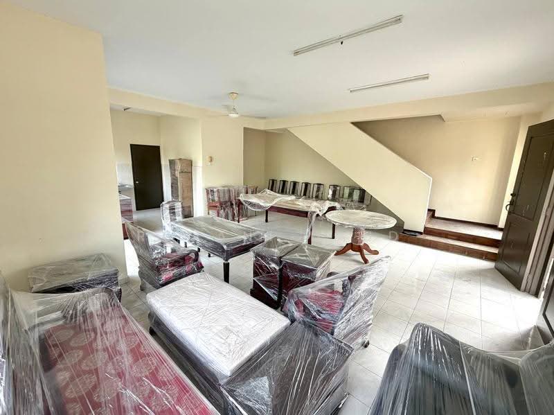 Cluster House for Sale in Taman Garing Utama (Rawang) - Rohani Daud - Interior - PropertyGuru.com.my