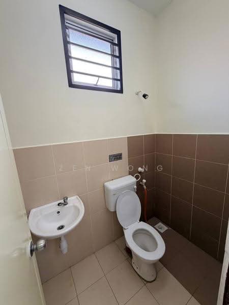 1-storey Terraced House for Sale in Taman Desaru Utama (Pengerang) - Zen Wong - Bathroom - PropertyGuru.com.my