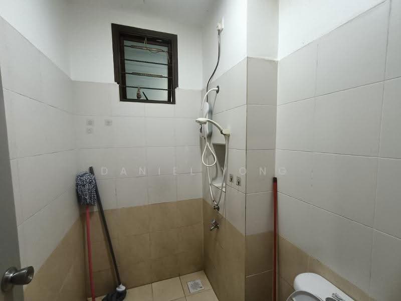 Cluster House for Sale in Taman Austin Heights (Tebrau) - Daniel Yong - Bathroom - PropertyGuru.com.my