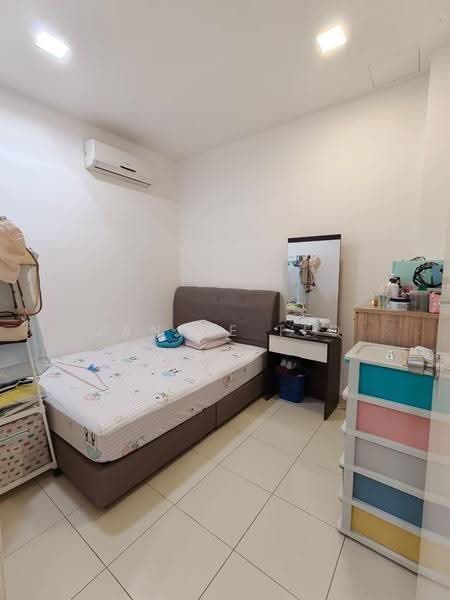 2-storey Terraced House for Sale in Johor Bahru (Johor) - Janice Teo - Bedroom - PropertyGuru.com.my