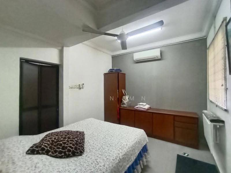 Rumah Teres 2-Tingkat untuk Dijual di Damansara Damai (Selangor) - Muin Mn - Bedroom - PropertyGuru.com.my