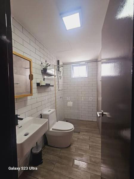 Condominium for Rent at Aurora Residence @ Lake Side City - Junbin Low - Bathroom - PropertyGuru.com.my