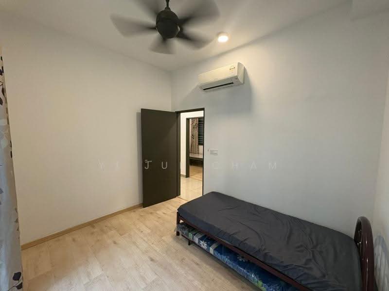 Kondominium untuk Disewa di The Henge - Yi Jun Cham - Bedroom - PropertyGuru.com.my