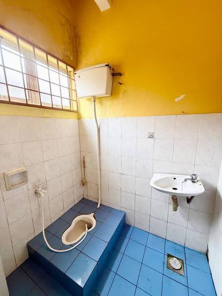 2-storey Terraced House for Sale in Cheras (Selangor) - Muhd Khairulnawawi Kamaruddin - Bathroom - PropertyGuru.com.my