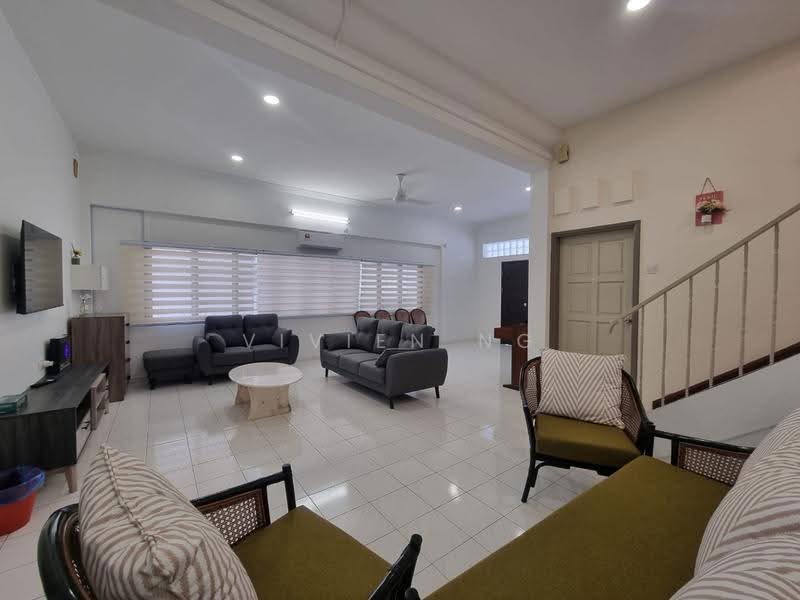 Rumah Berkembar untuk Dijual di Taman Mayfair (Ipoh) - Vivien Ng - Living Room - PropertyGuru.com.my