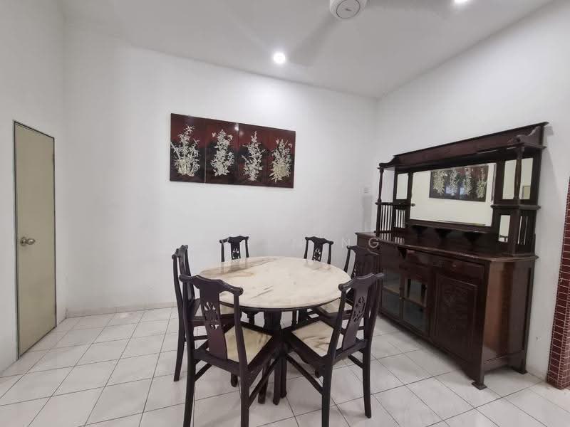 Rumah Berkembar untuk Dijual di Taman Mayfair (Ipoh) - Vivien Ng - Dining Room - PropertyGuru.com.my