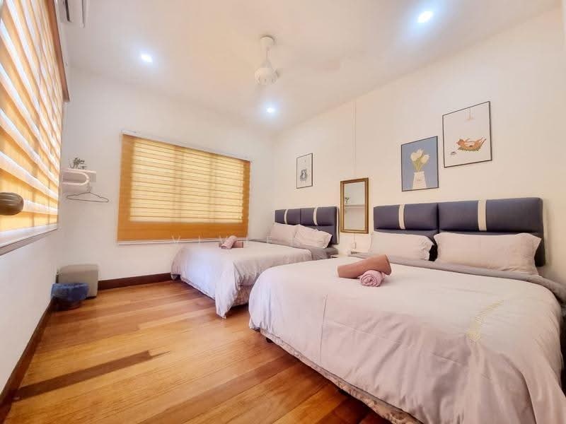 Rumah Berkembar untuk Dijual di Taman Mayfair (Ipoh) - Vivien Ng - Bedroom - PropertyGuru.com.my