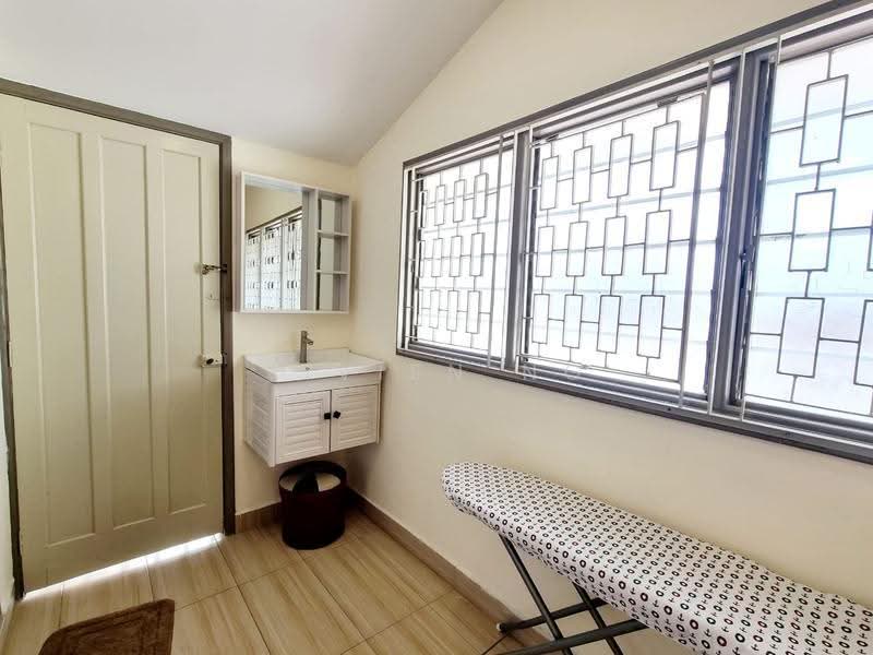 Rumah Berkembar untuk Dijual di Taman Mayfair (Ipoh) - Vivien Ng - Bathroom - PropertyGuru.com.my