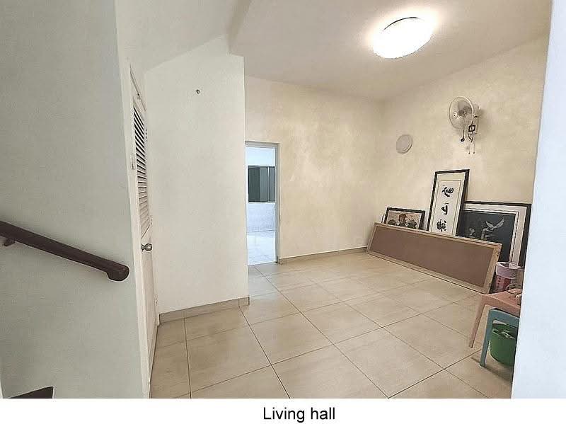 2-storey Terraced House for Sale in Taman Impian Emas (Skudai) - Bill Ong - Living Room - PropertyGuru.com.my